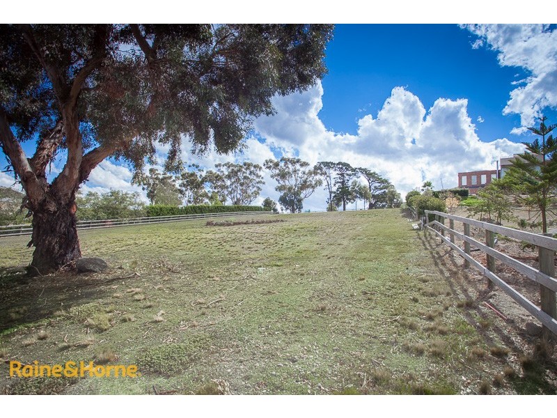 5 Carla Views, Sunbury VIC 3429