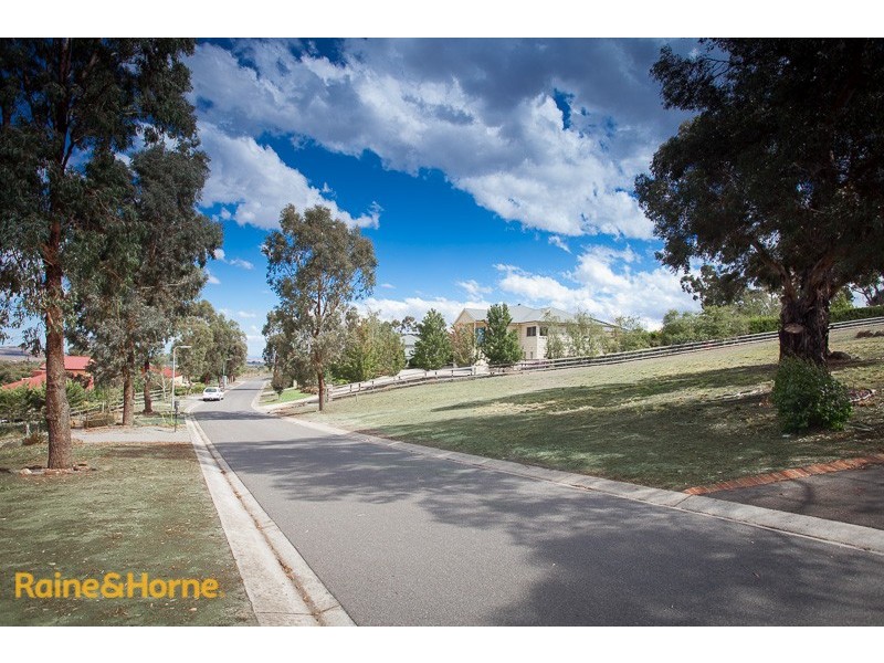 5 Carla Views, Sunbury VIC 3429