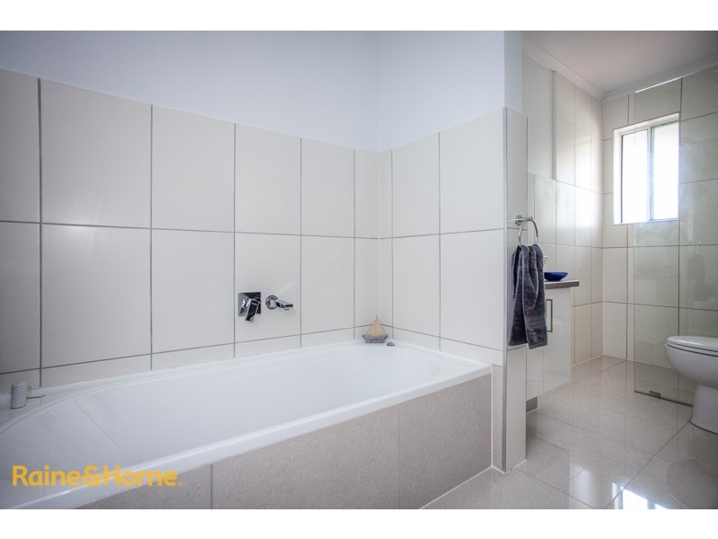 1 Heysen Drive, Sunbury VIC 3429