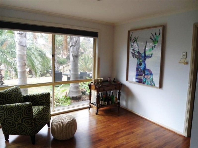 2 Fullbrook Drive, Sunbury VIC 3429