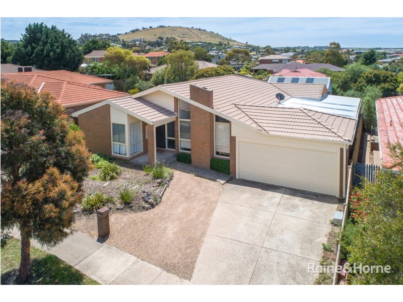 6 Harcombe Drive, Sunbury VIC 3429