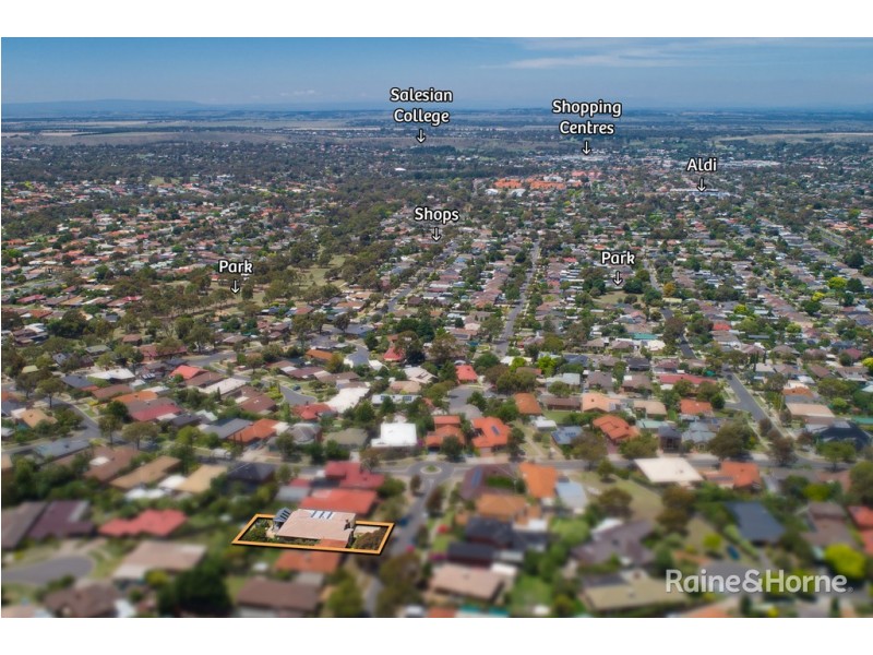 6 Harcombe Drive, Sunbury VIC 3429