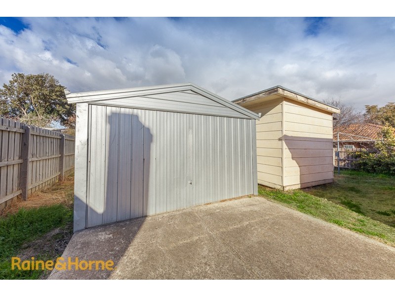31 Barkly Street, Sunbury VIC 3429