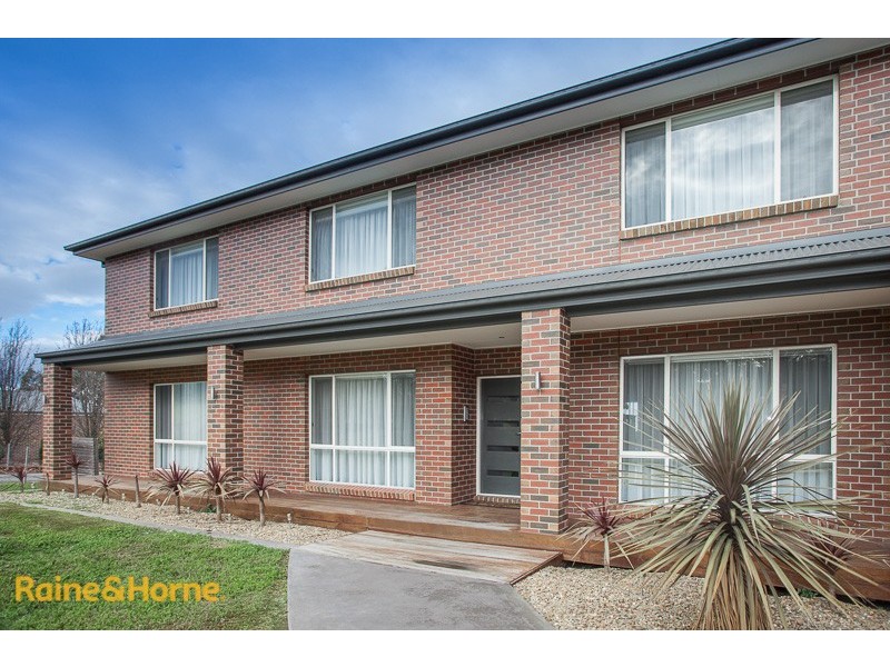 14 Sambell Road, Sunbury VIC 3429