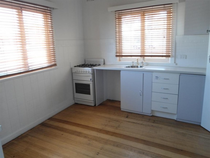 11 Riddell Road, Sunbury VIC 3429