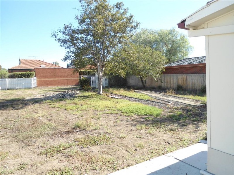 11 Riddell Road, Sunbury VIC 3429