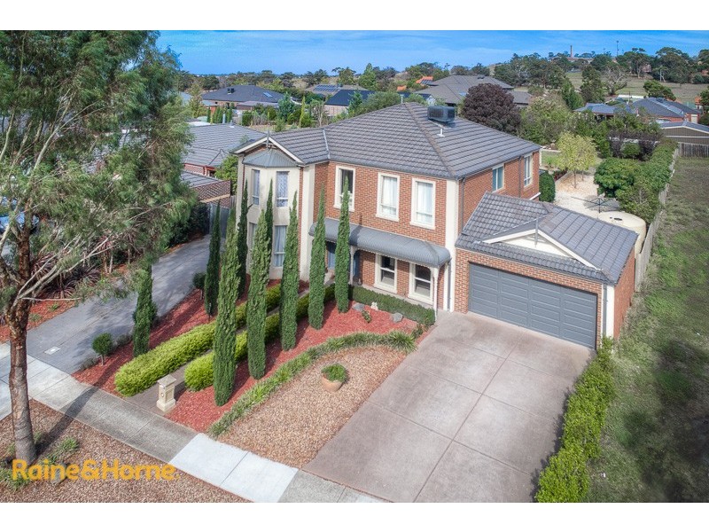 7 Chestnut Way, Sunbury VIC 3429
