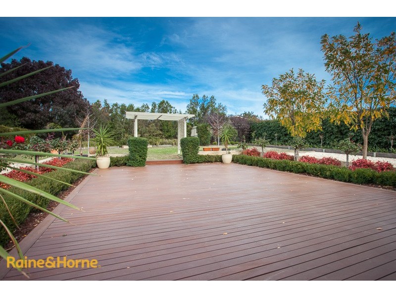 7 Chestnut Way, Sunbury VIC 3429