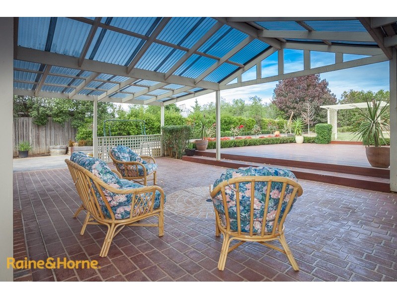 7 Chestnut Way, Sunbury VIC 3429