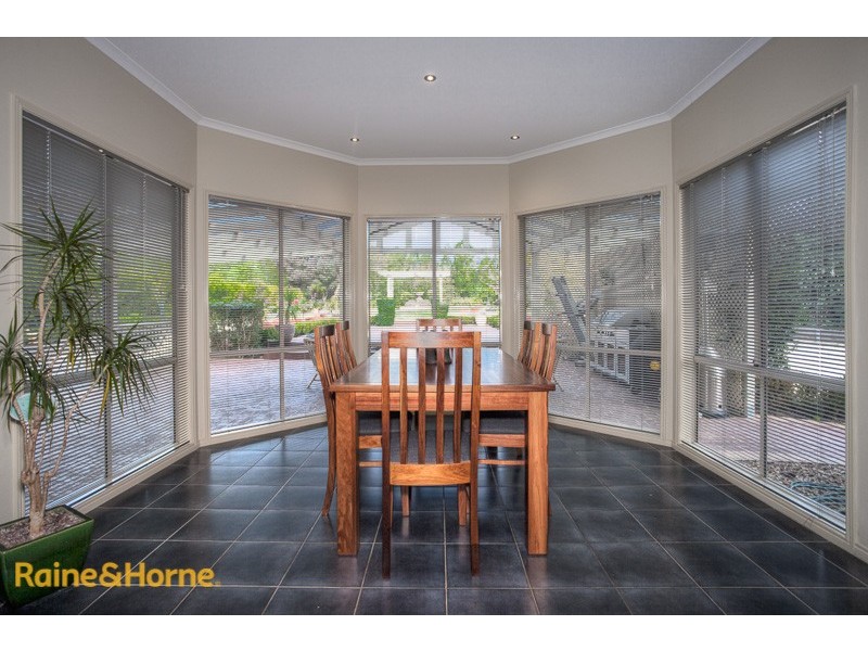 7 Chestnut Way, Sunbury VIC 3429