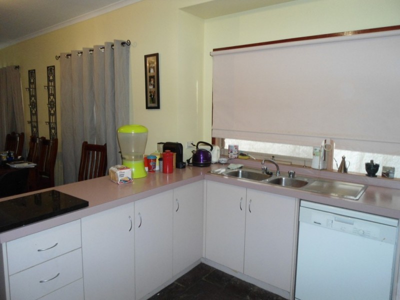 21 WESTWARD HO DRIVE, Sunbury VIC 3429