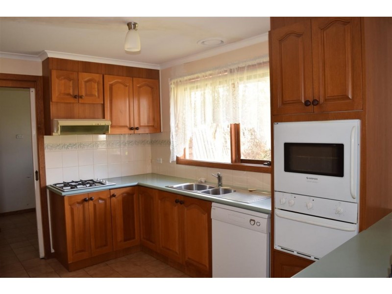 36 Harker Street, Sunbury VIC 3429