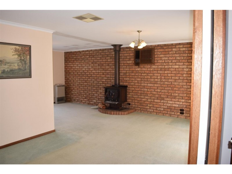 36 Harker Street, Sunbury VIC 3429