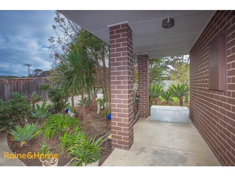 17 Gilchrist Crescent, Sunbury VIC 3429