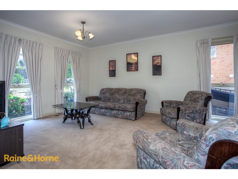22 Possum Tail Run, Sunbury VIC 3429