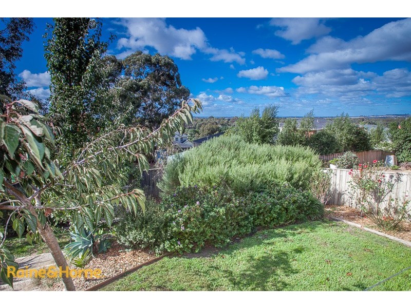 22 Possum Tail Run, Sunbury VIC 3429