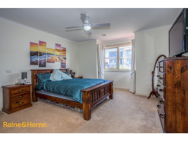 22 Possum Tail Run, Sunbury VIC 3429