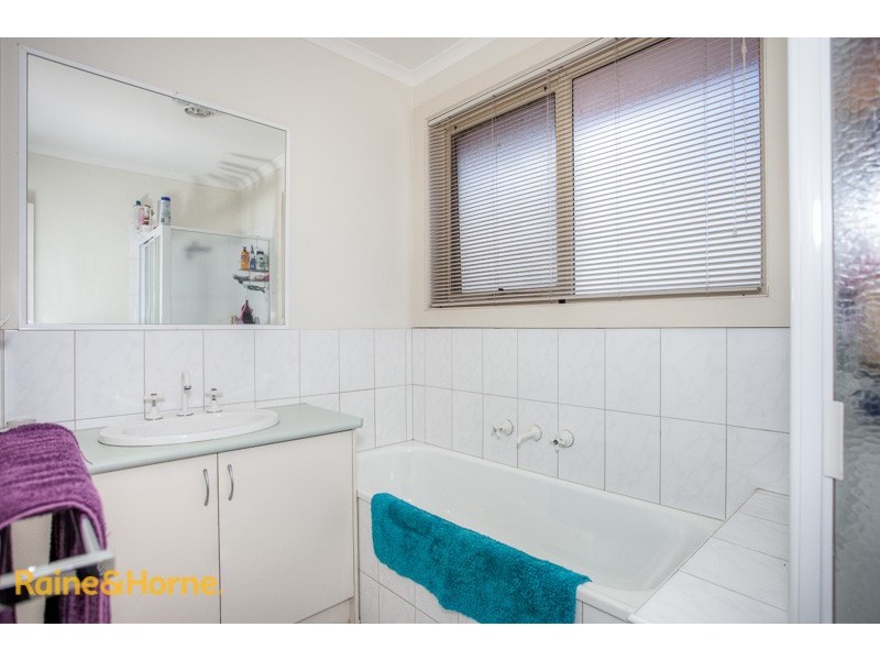 22 Possum Tail Run, Sunbury VIC 3429