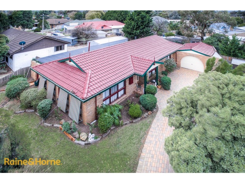 4 Austin Court, Sunbury VIC 3429