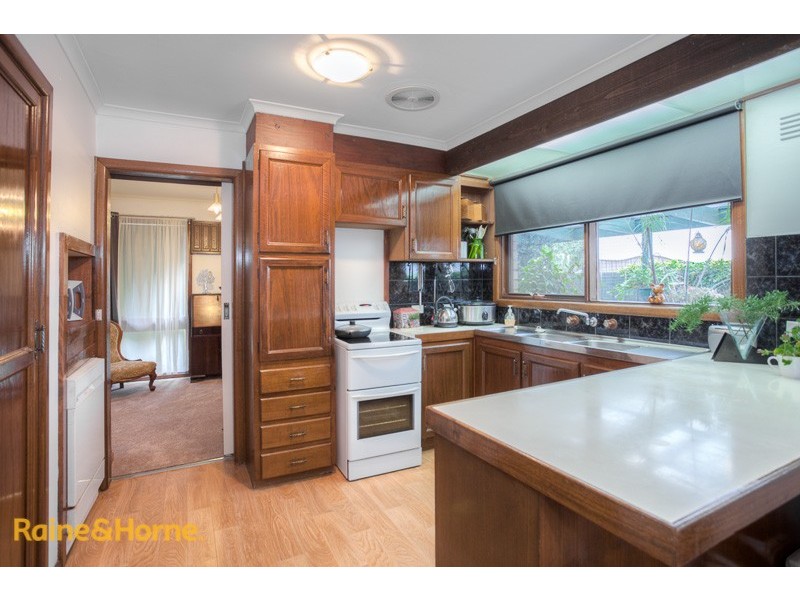 4 Austin Court, Sunbury VIC 3429