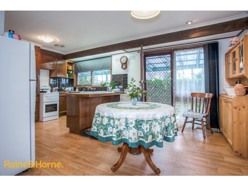 4 Austin Court, Sunbury VIC 3429