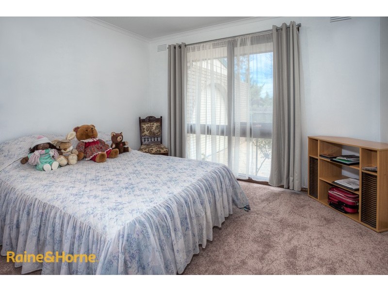 4 Austin Court, Sunbury VIC 3429