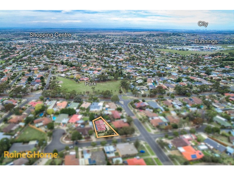 4 Austin Court, Sunbury VIC 3429