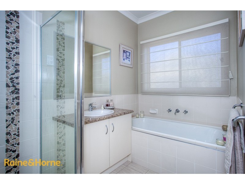 11 Plummer Street, New Gisborne VIC 3438