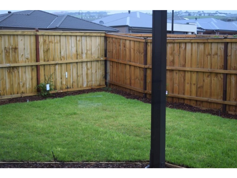 21 Jersey Drive, Sunbury VIC 3429
