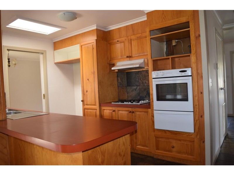 14 Cradle Road, Diggers Rest VIC 3427