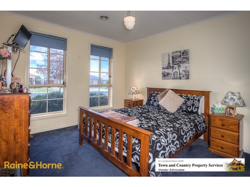 36 Border Boulevard, Sunbury VIC 3429