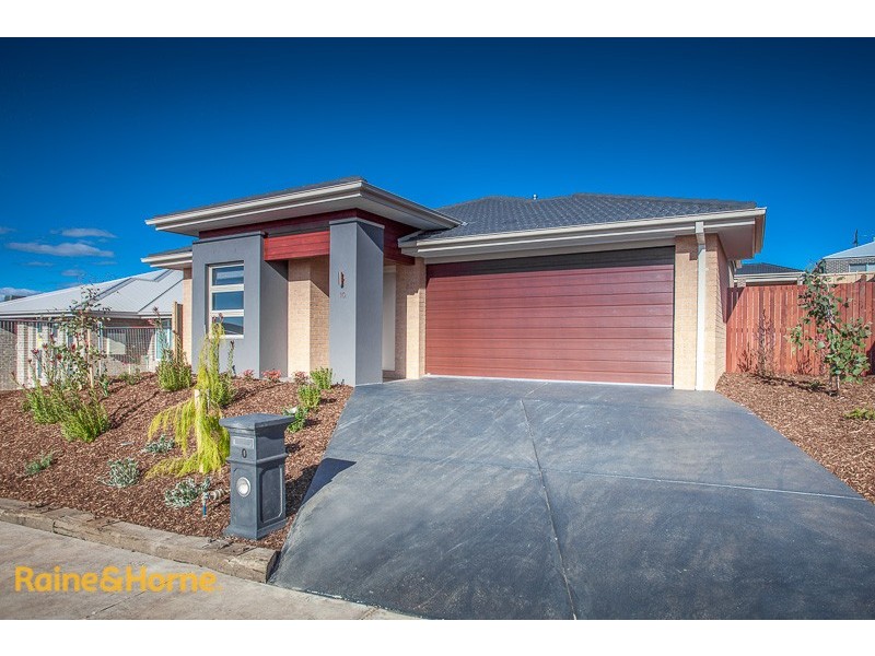 10 Jersey Drive, Sunbury VIC 3429