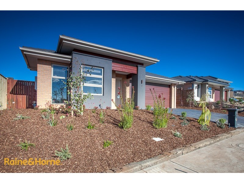 10 Jersey Drive, Sunbury VIC 3429
