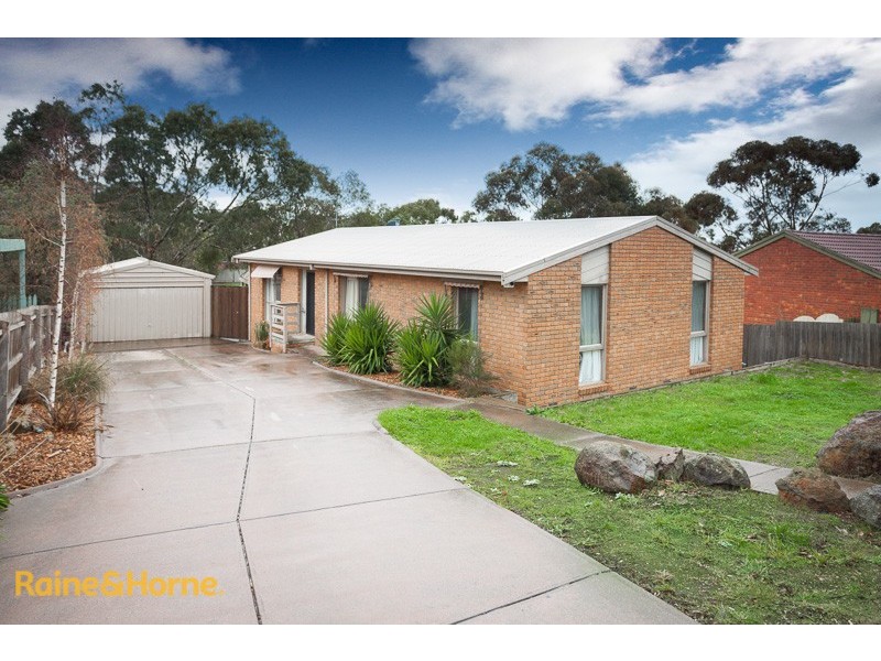 86 Melba Avenue, Sunbury VIC 3429