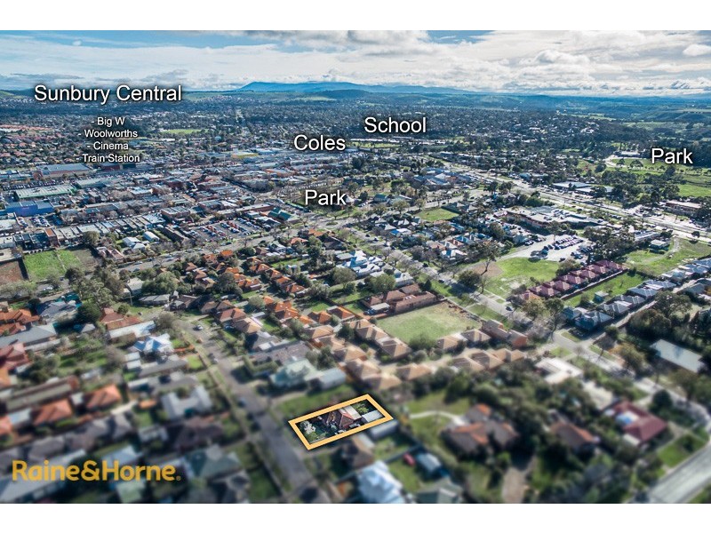 17 Terence Street, Sunbury VIC 3429