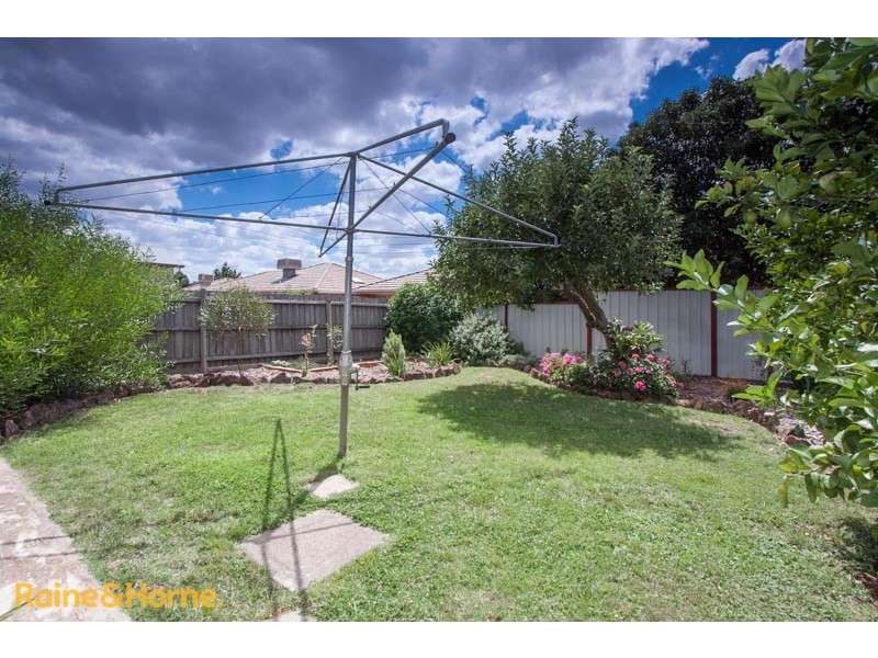 17 Terence Street, Sunbury VIC 3429