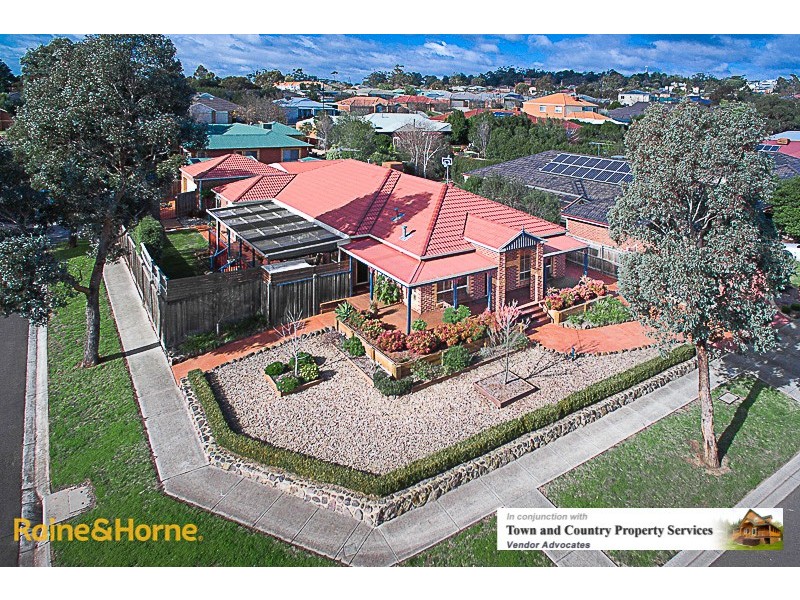 1 Claret Ash Drive, Sunbury VIC 3429
