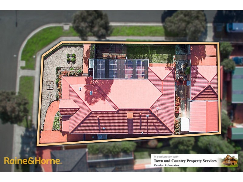 1 Claret Ash Drive, Sunbury VIC 3429