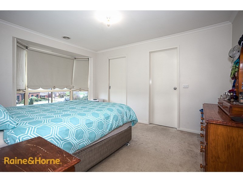 44 Backhaus Avenue, Sunbury VIC 3429