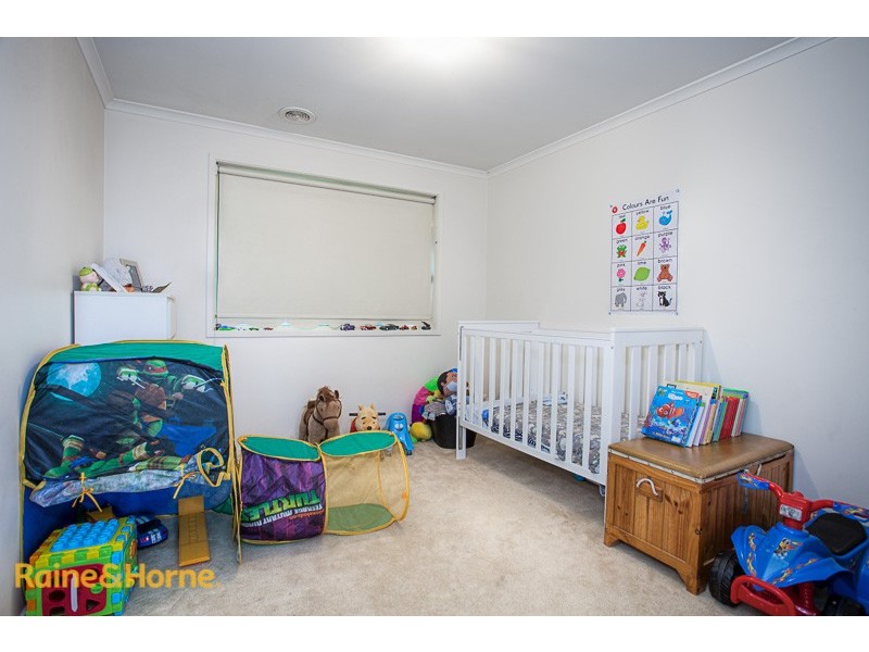 44 Backhaus Avenue, Sunbury VIC 3429