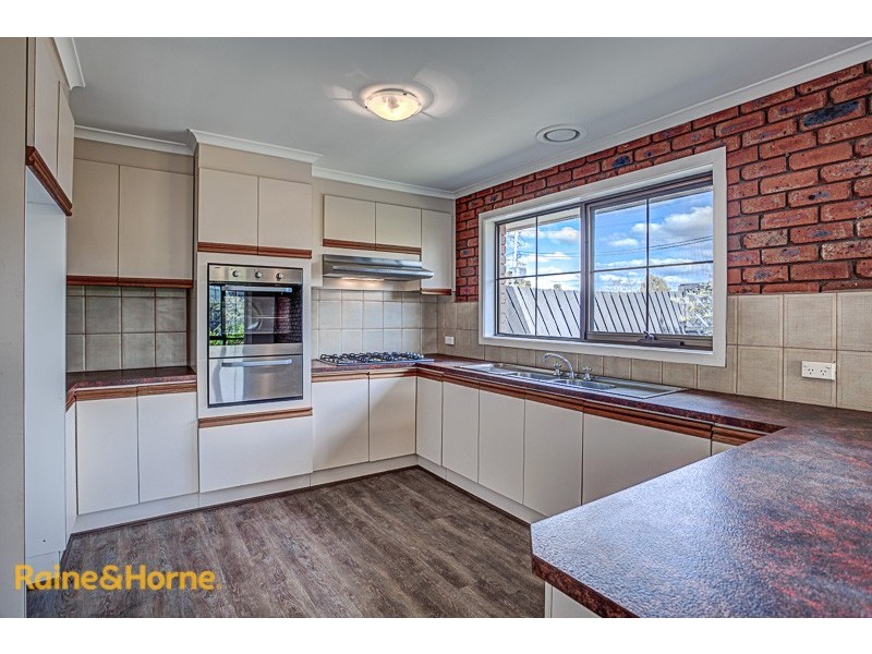 6/2 Cornish Street, Sunbury VIC 3429