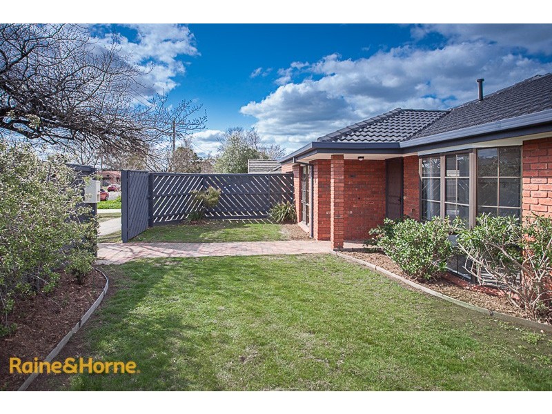 6/2 Cornish Street, Sunbury VIC 3429