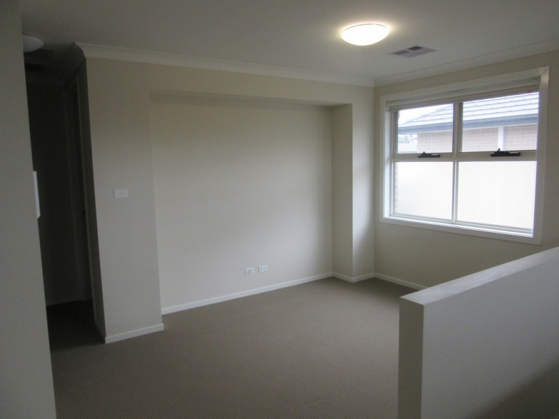 81 Jamboree Avenue, Denham Court NSW 2565