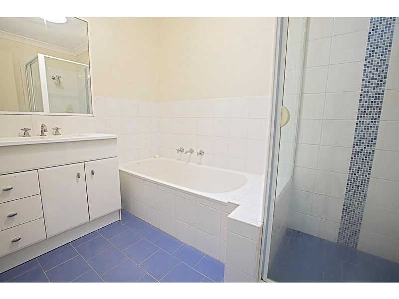 19 Wingate Avenue, West Hoxton NSW 2171