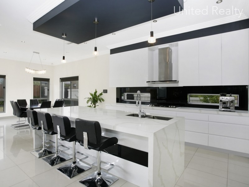 6 Kimberley Drive, Edmondson Park NSW 2174