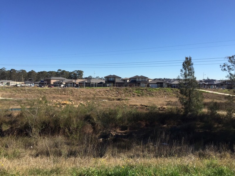 6 Coventry Crescent, Denham Court NSW 2565