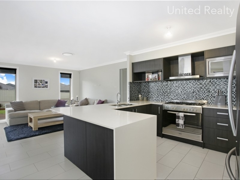 38 Moyengully Avenue, Mount Annan NSW 2567