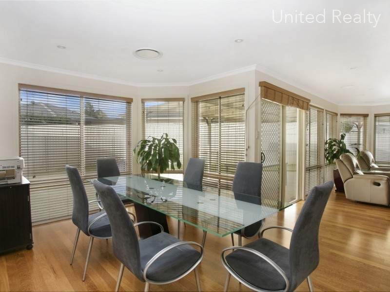 6 Moonah Close, West Hoxton NSW 2171