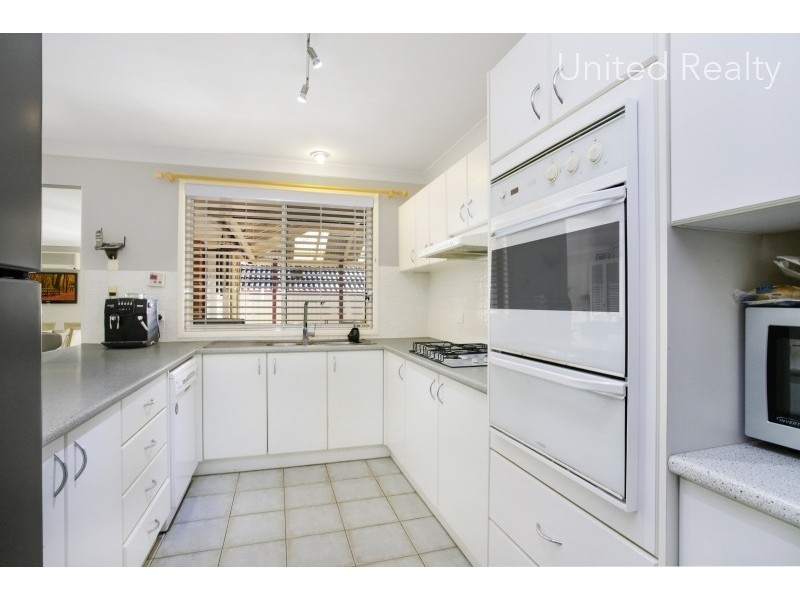 12 Wyattville Drive, West Hoxton NSW 2171