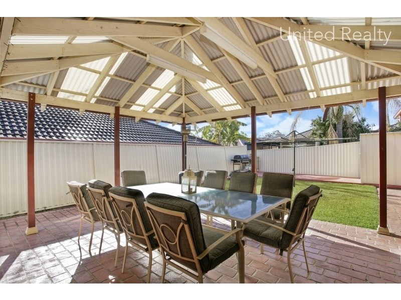 12 Wyattville Drive, West Hoxton NSW 2171